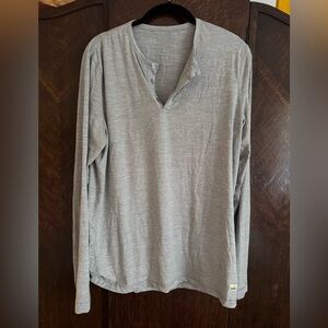 Vuori Heather Gray Long Sleeve Henley